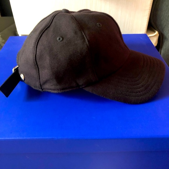 ATHLETA - Triumph Kinetic Baseball Cap - BLACK - One Size - Picture 4 of 7